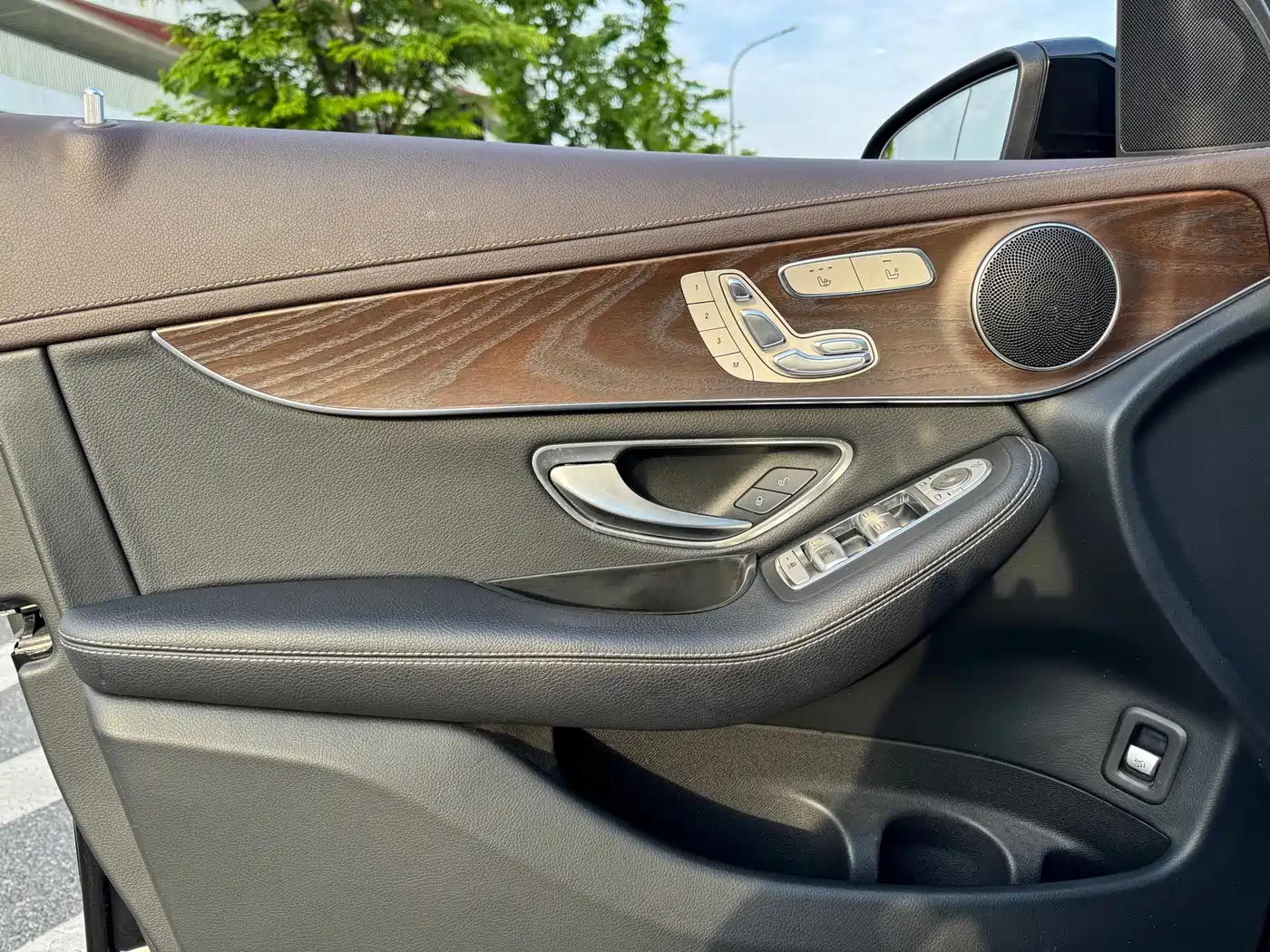 Mercedes-Benz GLC 2021 GLC 260 L 4MATIC Sporty фото 10