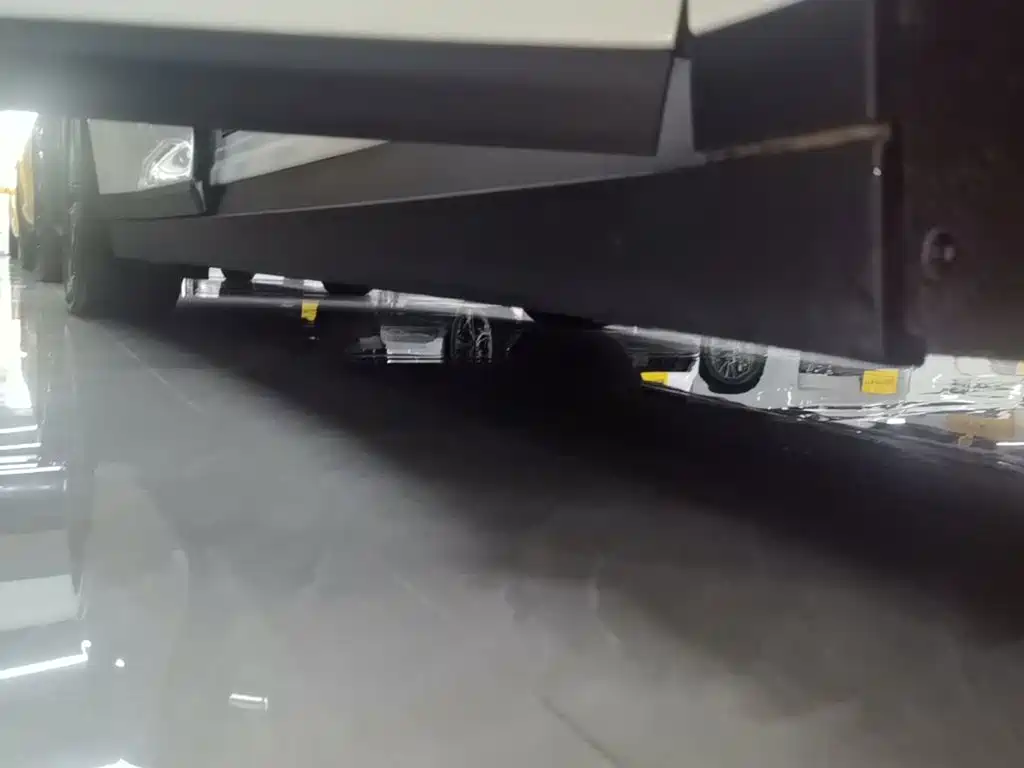 Li Auto i6 2026 2025 2WD Base Model