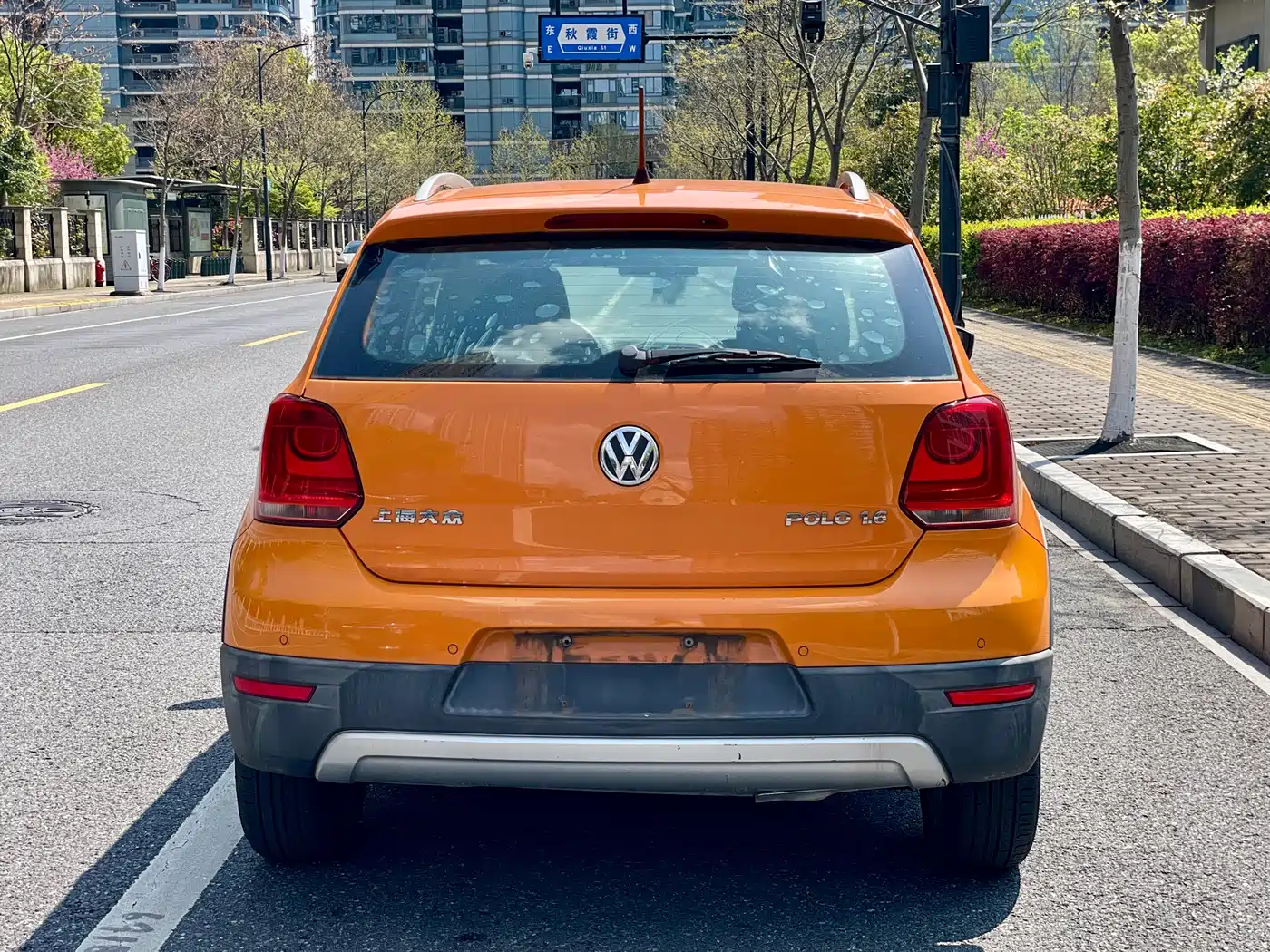 Volkswagen Polo 2012 1.6L Cross Polo AT фото 6