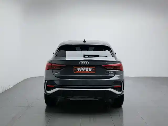 Audi Q3 Sportback 2020 45 TFSI quattro Fashion — фото 4