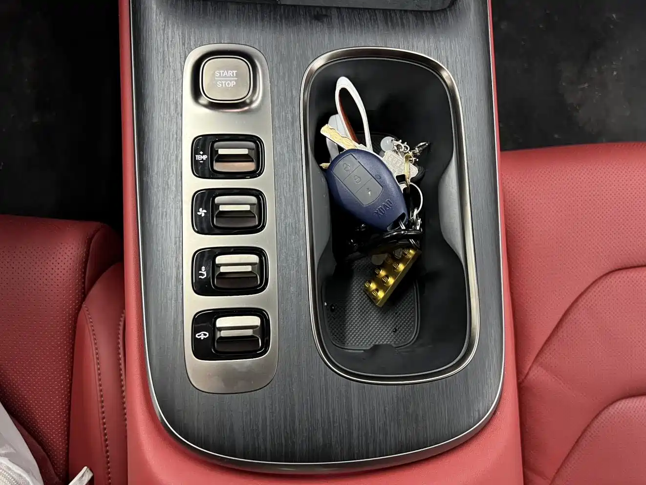 Xiaomi Auto Xiaomi SU7 2024 AWD Extended Range Advanced Smart Driving Max Edition фото 8