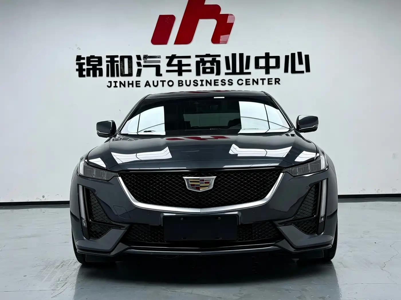 Фото 3 - Cadillac CT5