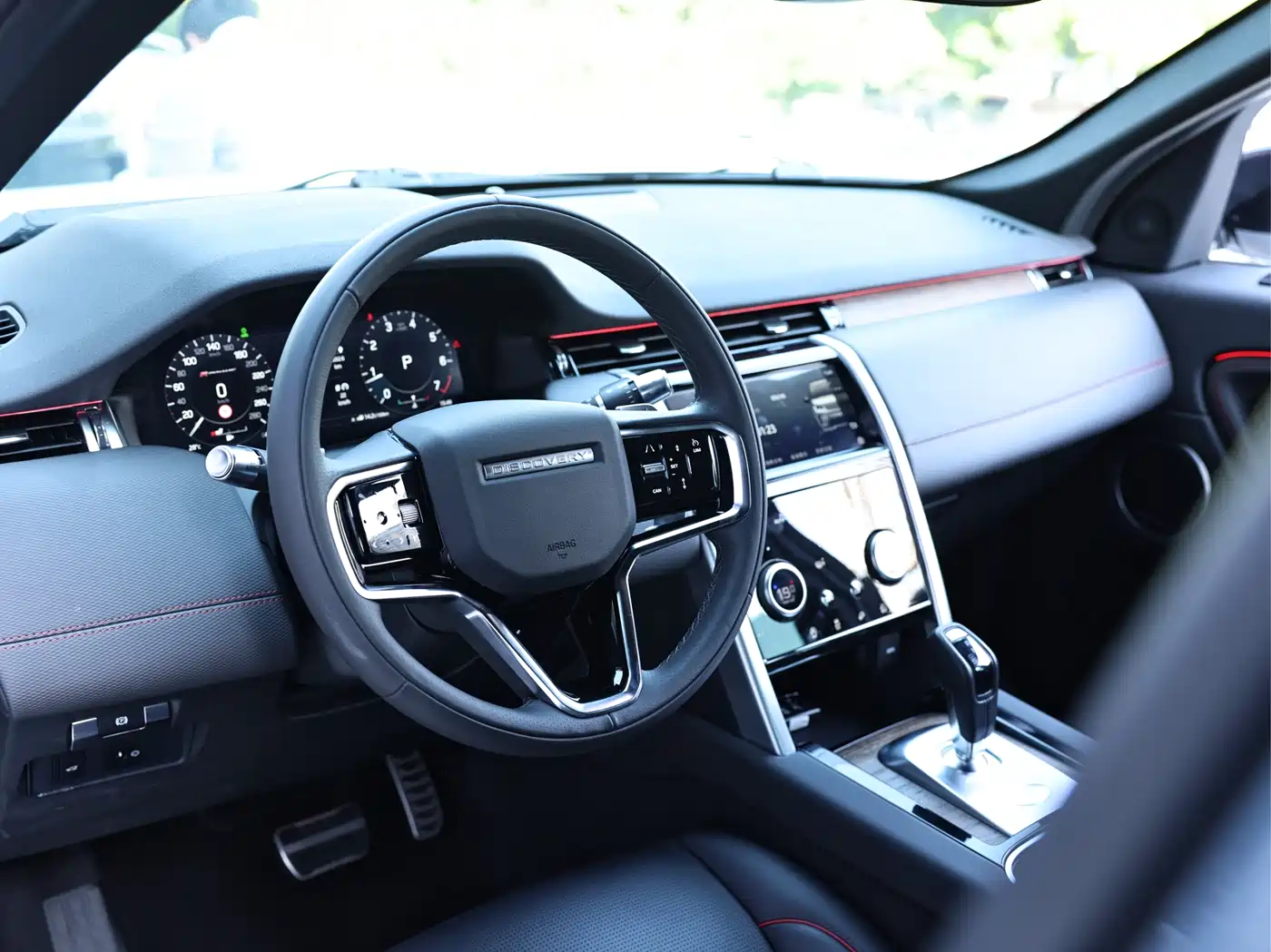Land Rover Discovery Sport 2022 Model 249PS R-Dynamic S Performance Edition 5-Seater фото 10