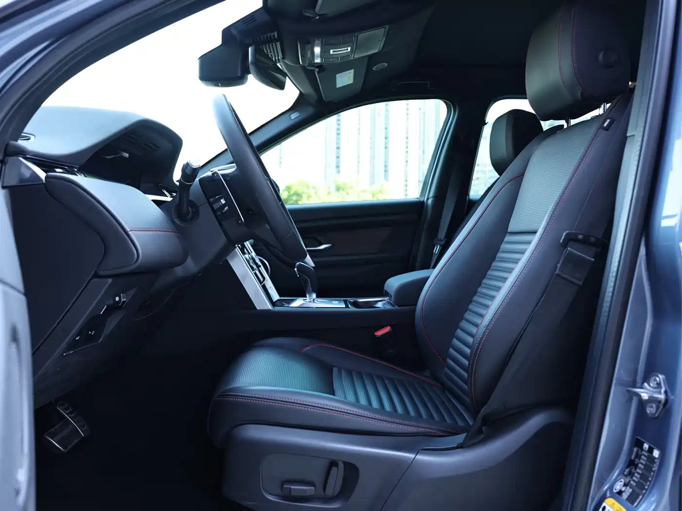Land Rover Discovery Sport 2022 Model 249PS R-Dynamic S Performance Edition 5-Seater фото 14