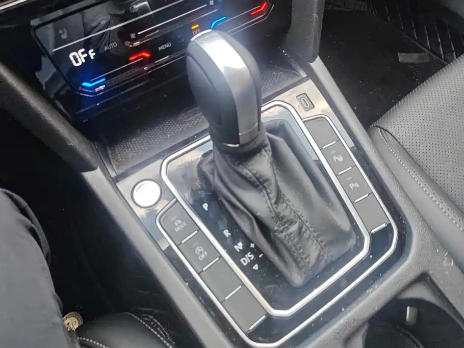 VOLKSWAGEN FAW-CC