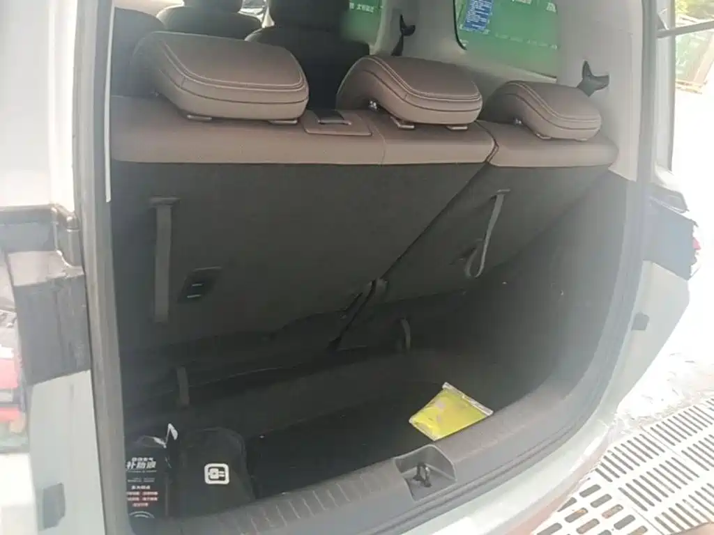 Wuling Motors Xingguang 730 New Energy 2025 2025 Model Pure Electric Base Version
