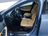 Photo 9 - Volvo V40