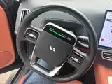 Photo 15 - Li Auto L9