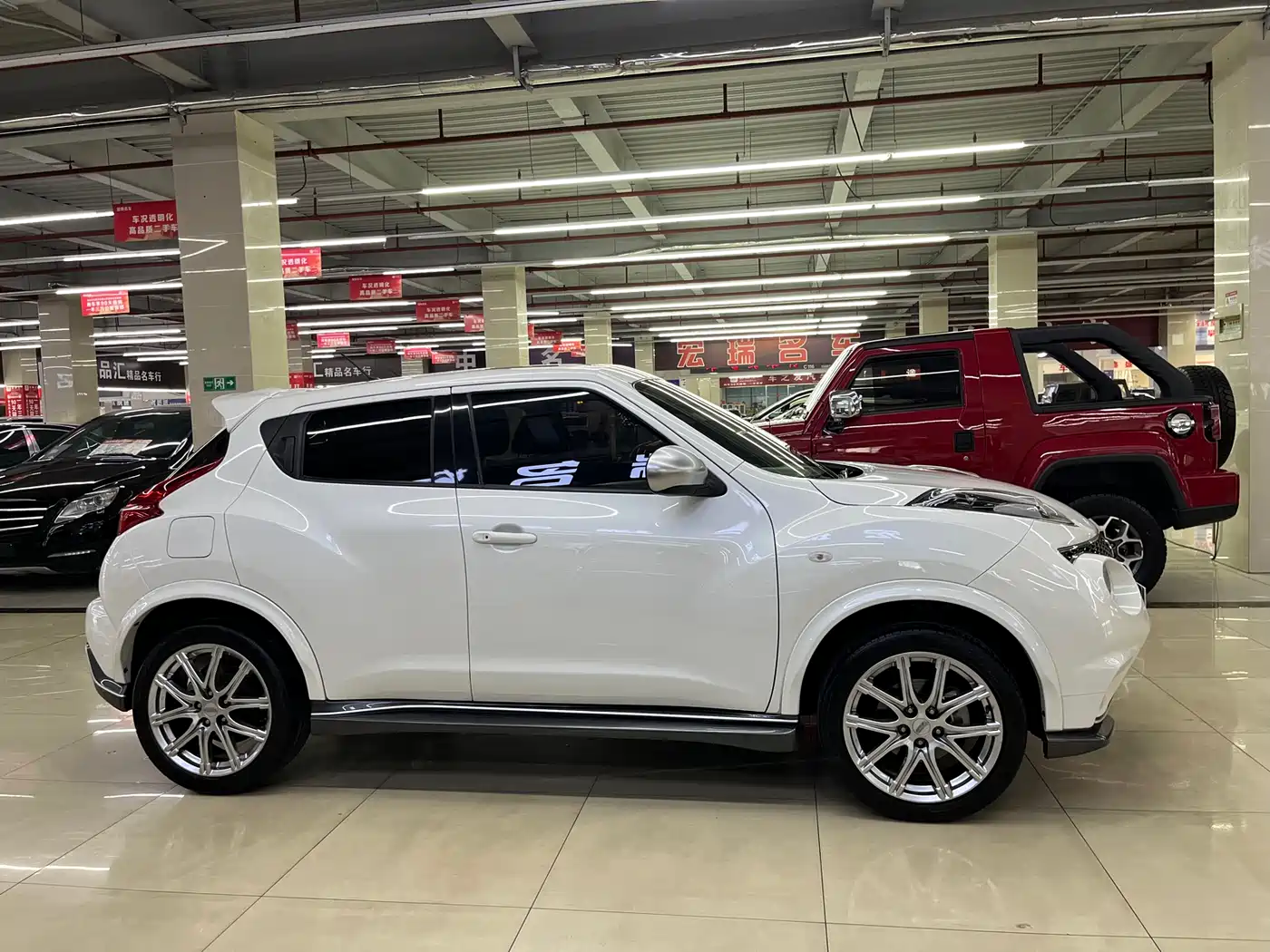 Infiniti ESQ 2019 2014 1.6L Free Edition