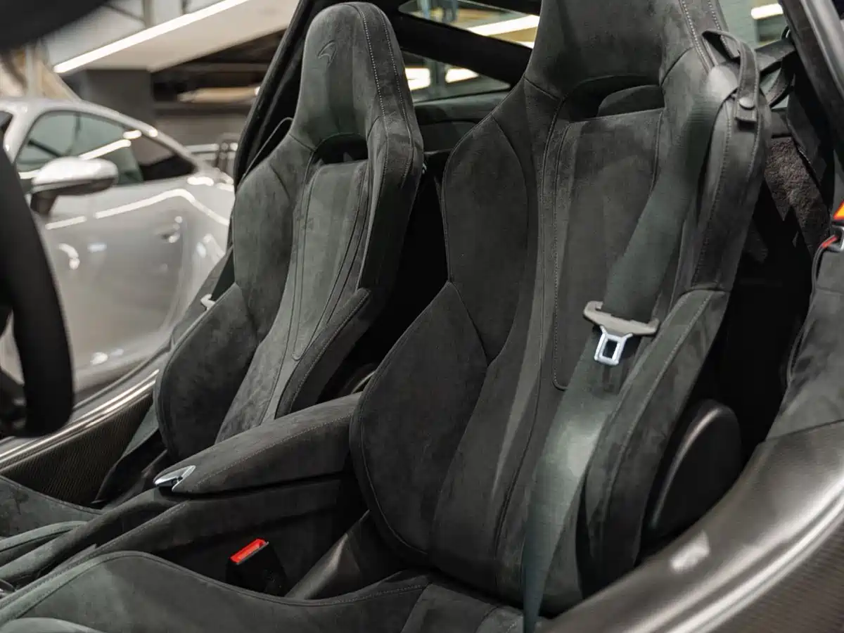 McLaren 720S 2019 4.0T Coupe фото 12