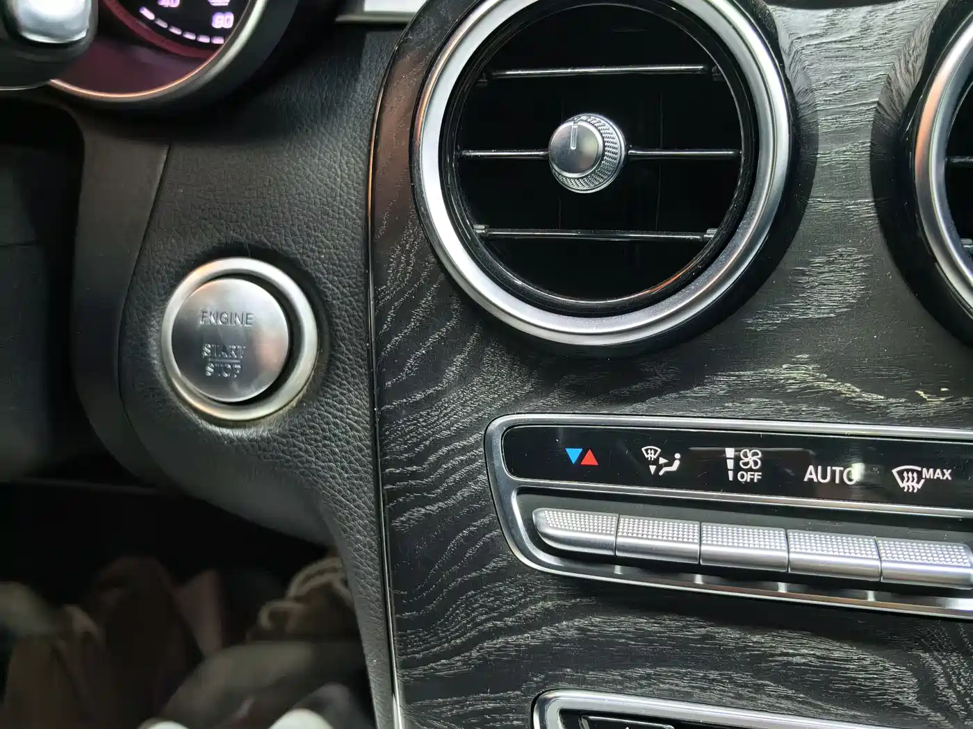 Mercedes-Benz C-Class 2015 C 180 L Sport фото 12