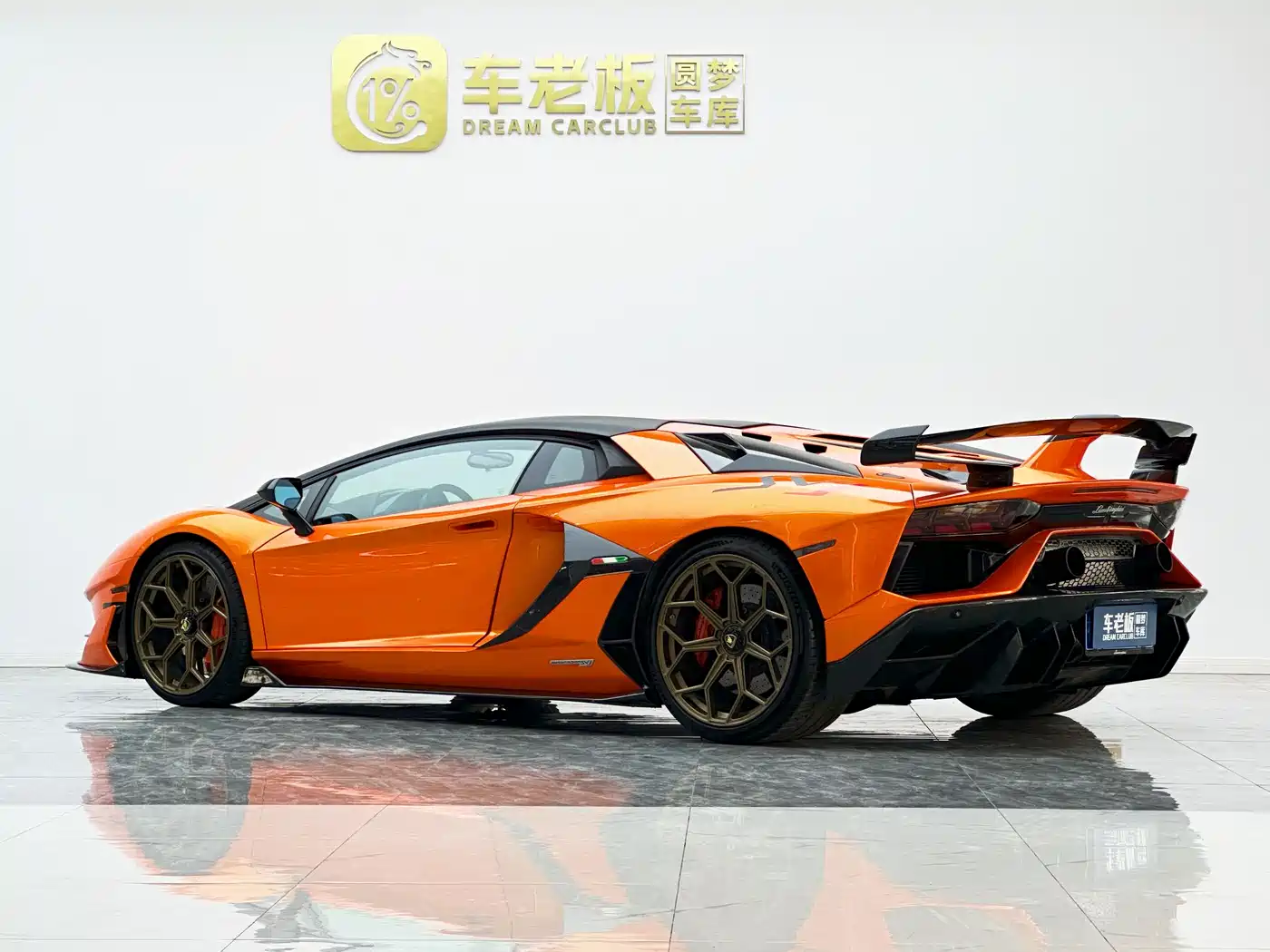 Lamborghini Aventador 2011 LP 700-4 фото 8