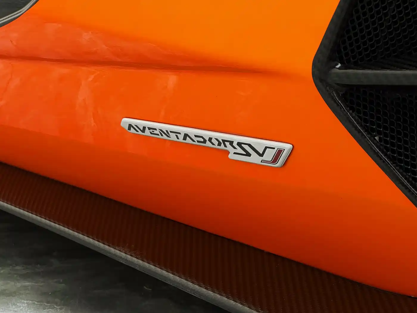 Lamborghini Aventador 2011 LP 700-4 фото 13