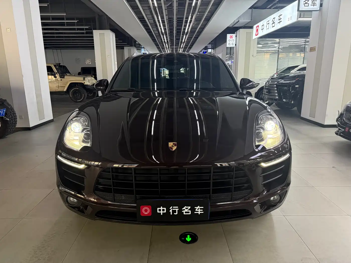 Porsche Macan 2017 Macan 2.0T фото 2