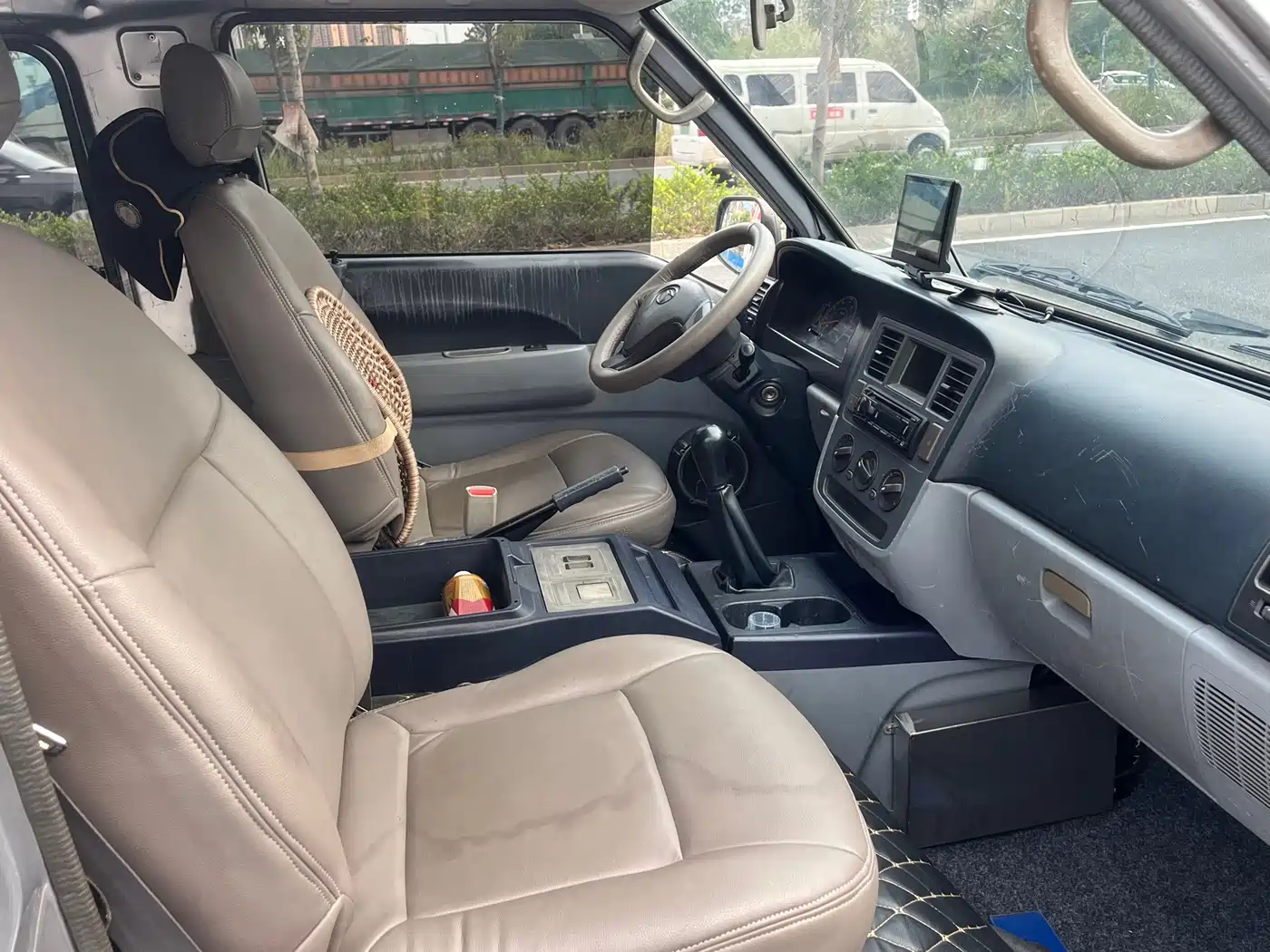 Soueast Delica 2014 2.0L New Pioneer Utility фото 10