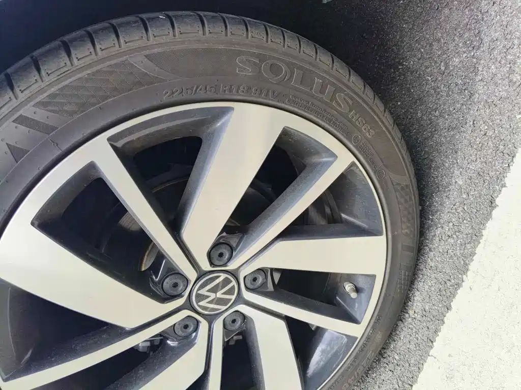 Фото 7 - Volkswagen Sagitar