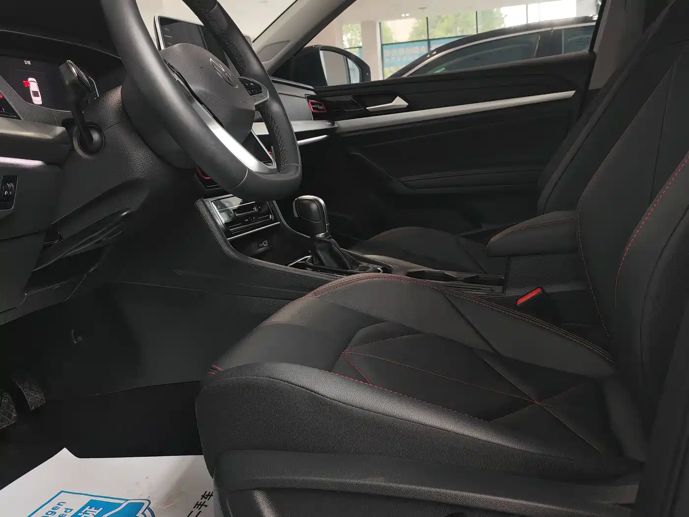 Volkswagen Lavida 2024 Model 300TSI DSG Starlight Leading Edition фото 7