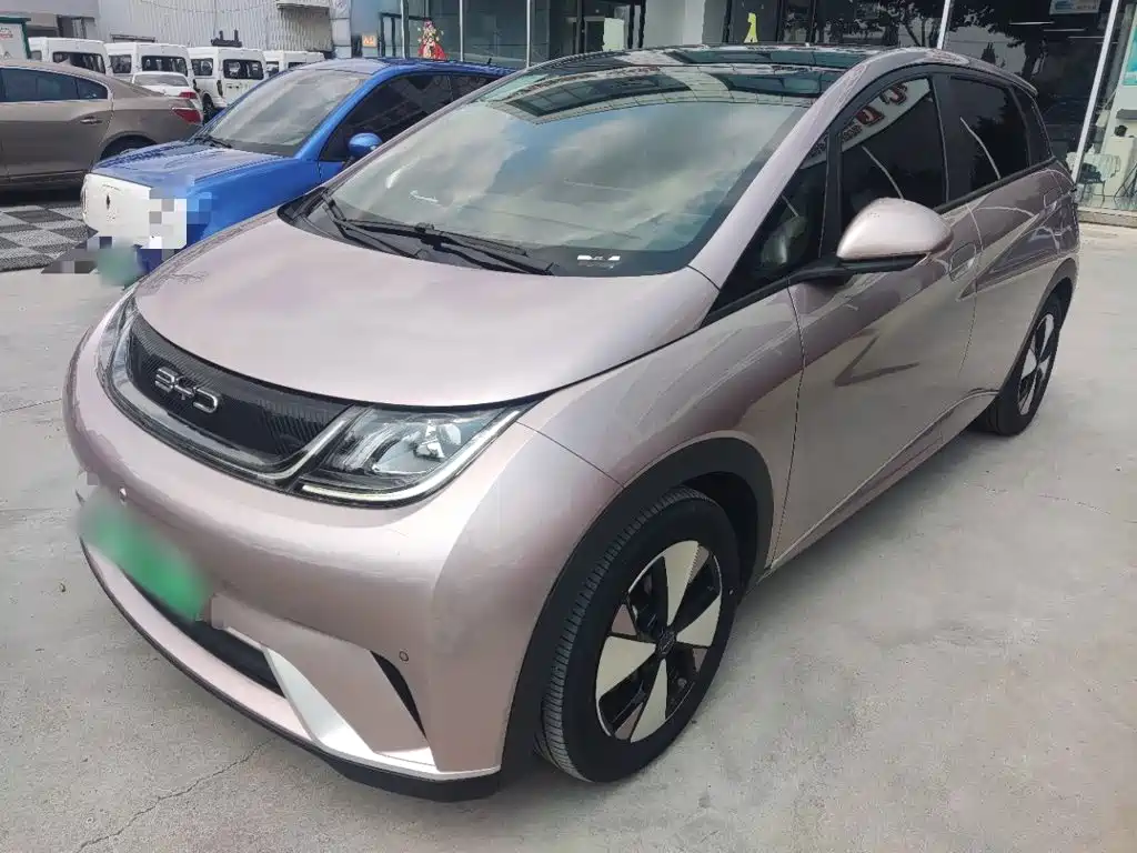 BYD Dolphin 2023