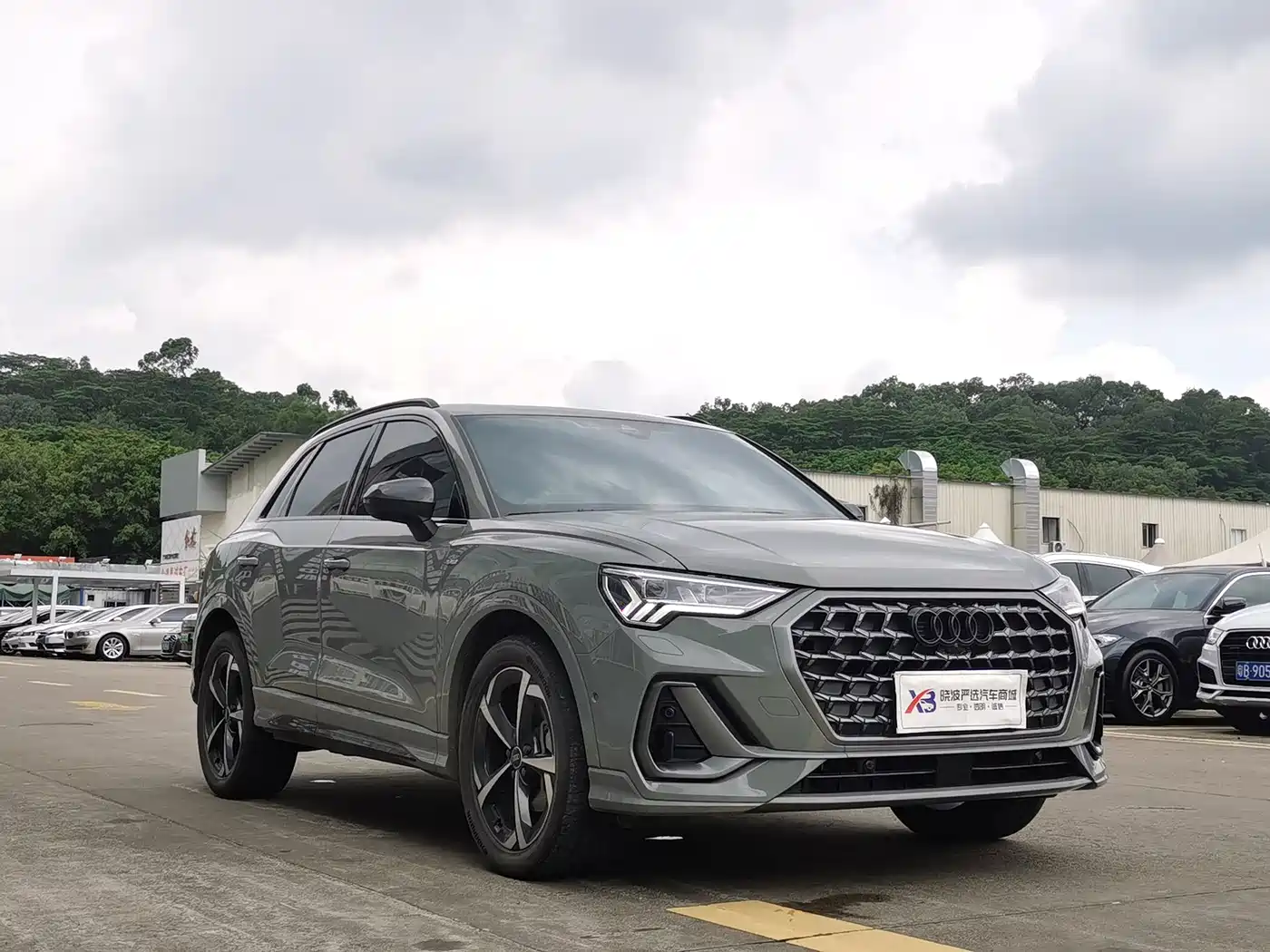 Фото 6 - Audi Q3