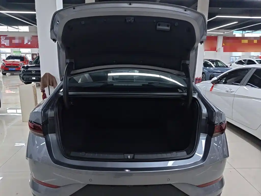 BYD Qin PLUS 2026 2026 DM-i Smart Edition 128KM Progressive