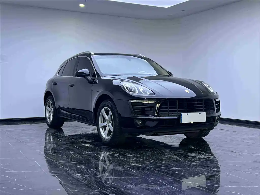 Porsche Macan 2016 Macan 2.0T фото 3