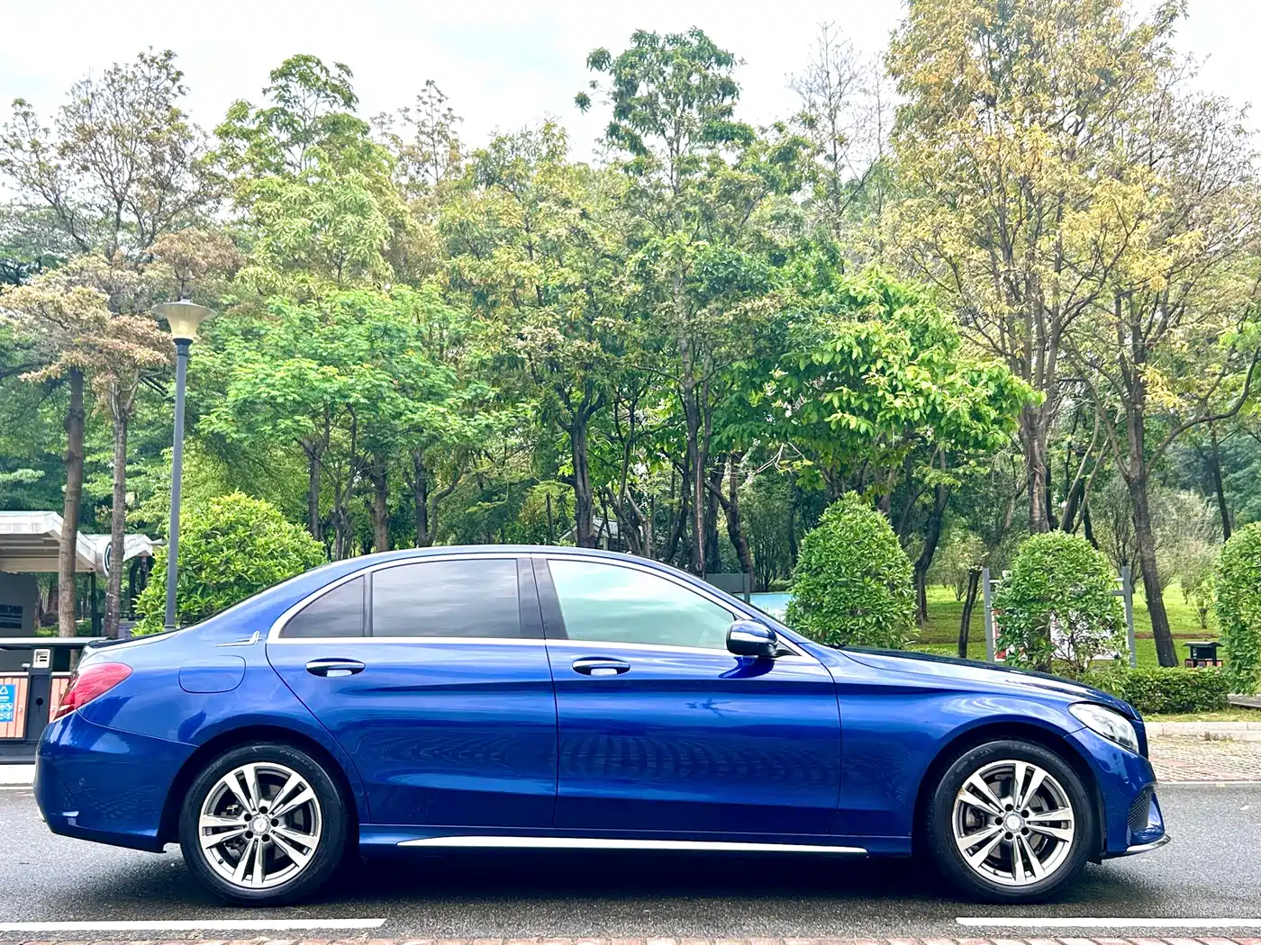 Mercedes-Benz C-Class 2017 C 200 L Sport фото 5