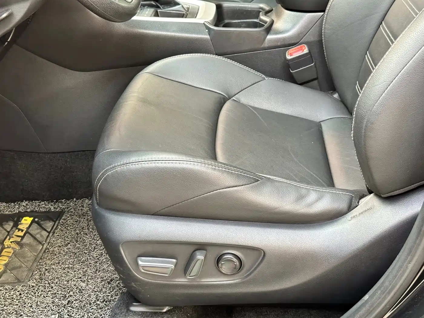 Toyota Wildlander 2020 2020 2.0L CVT 2WD Luxury Edition
