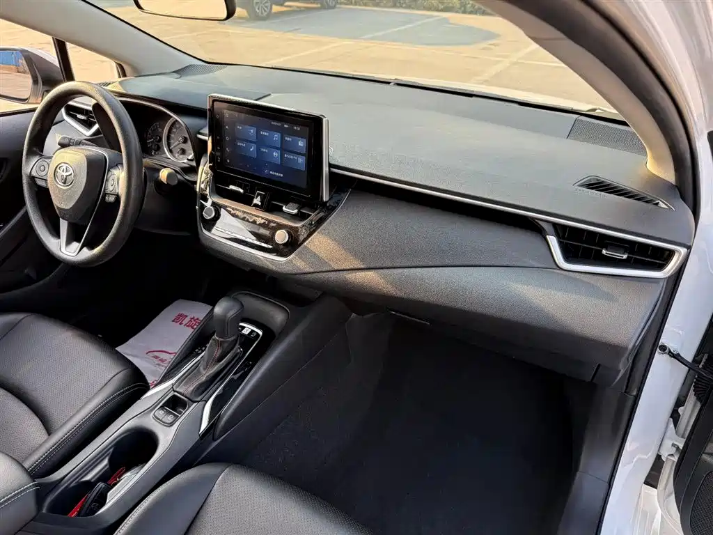 Toyota Corolla 2021 1.2T S-CVT Elite PLUS Edition фото 23