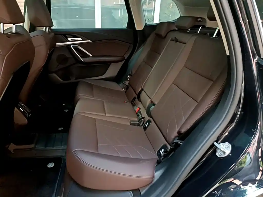 BMW iX1 2024 2023 eDrive25L M Sport Package