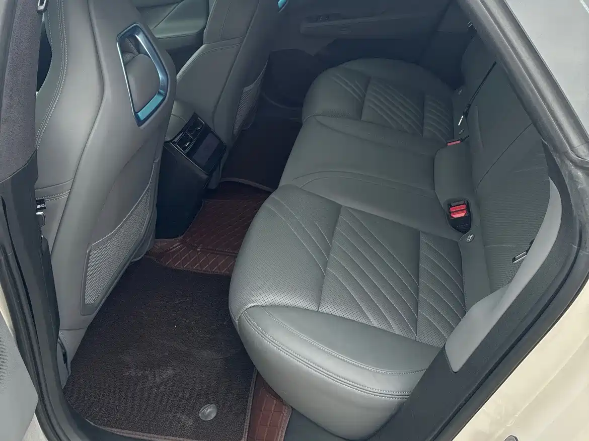 ZEEKR EXTREME KRYPTON 001