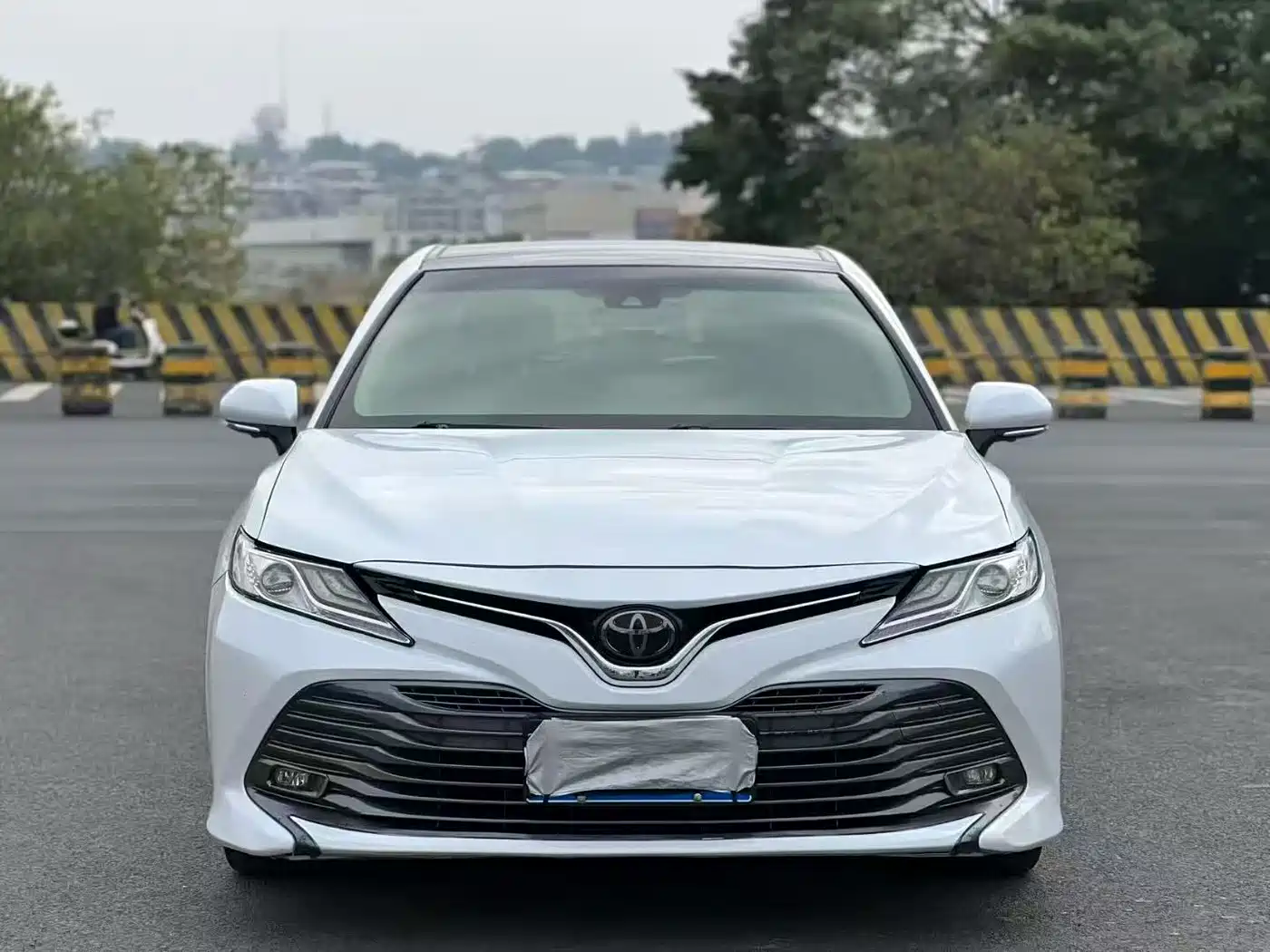 Toyota Camry 2018 2.5G Luxury Edition фото 2