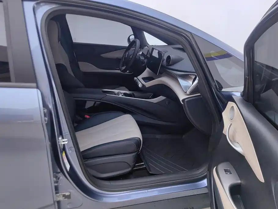 BYD Dolphin 2026 2025 420km Freedom Edition