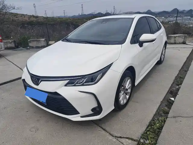 TOYOTA COROLLA