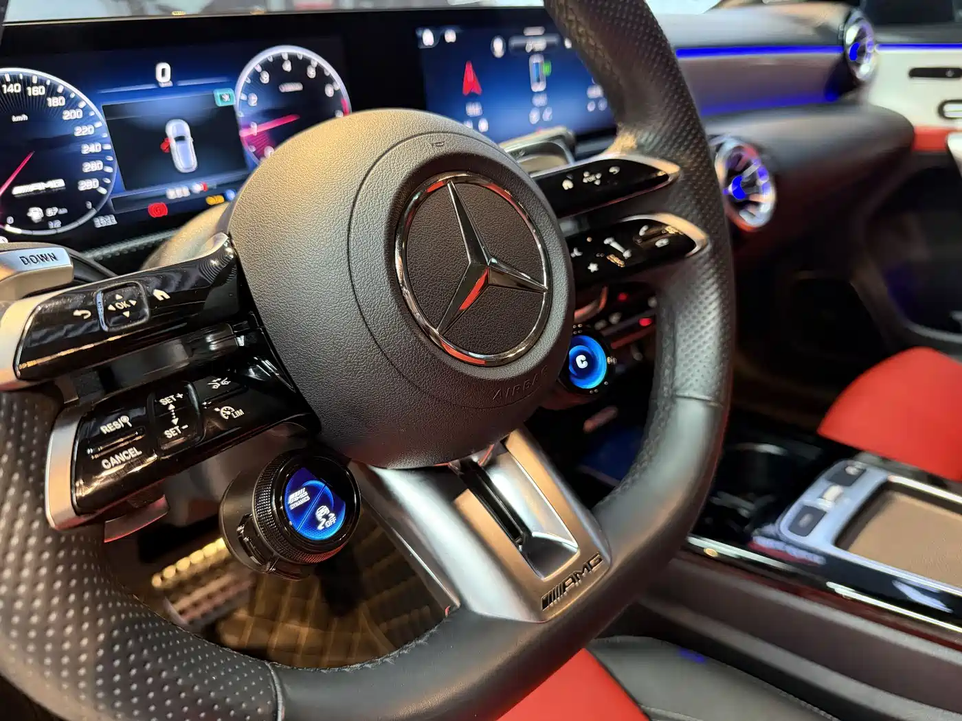 Mercedes-Benz A-Class AMG (Import) 2024 AMG A 35 4MATIC фото 10