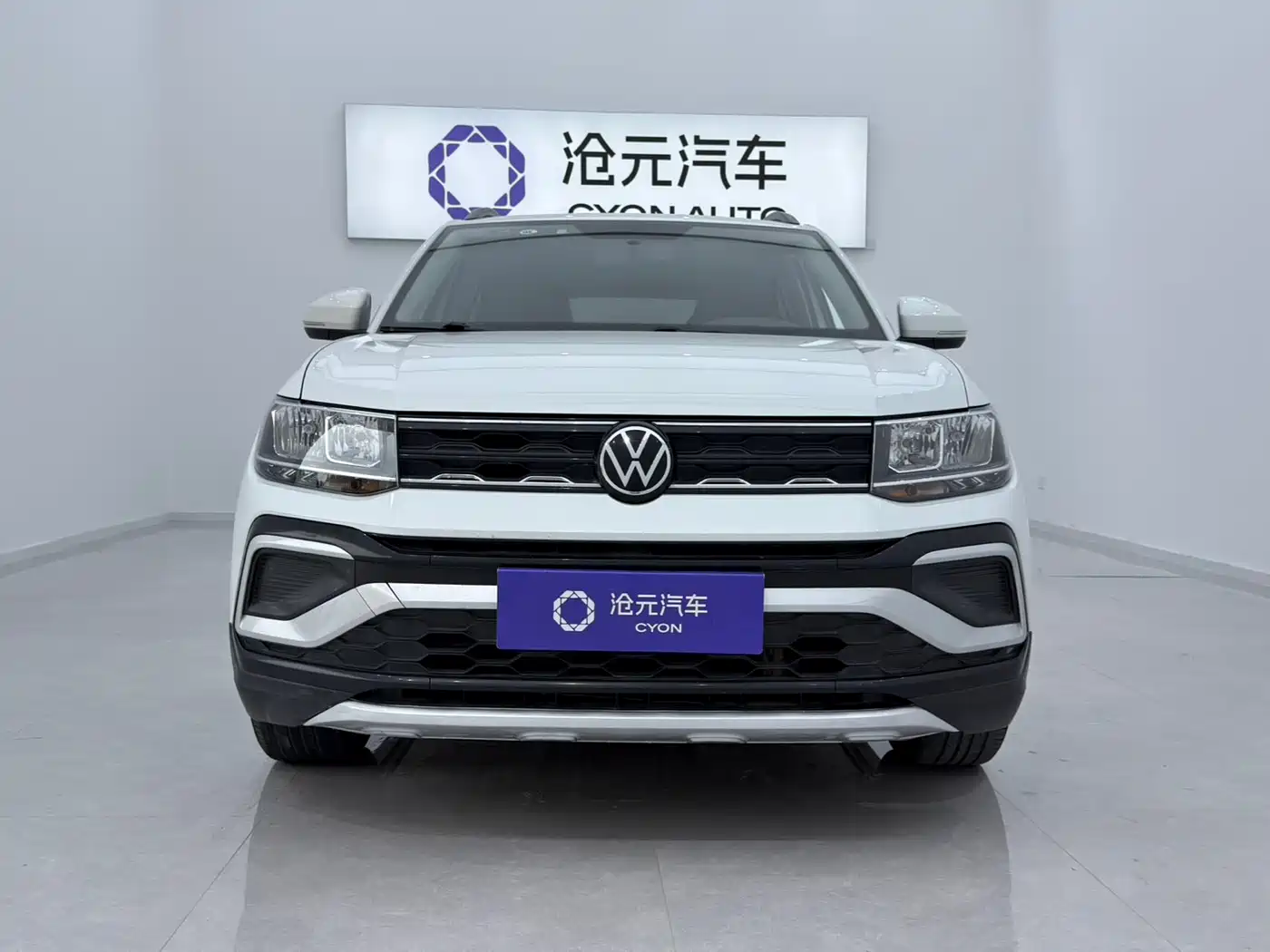 Volkswagen T-Cross 2023 Facelift 1.5L Automatic Trend Edition фото 2