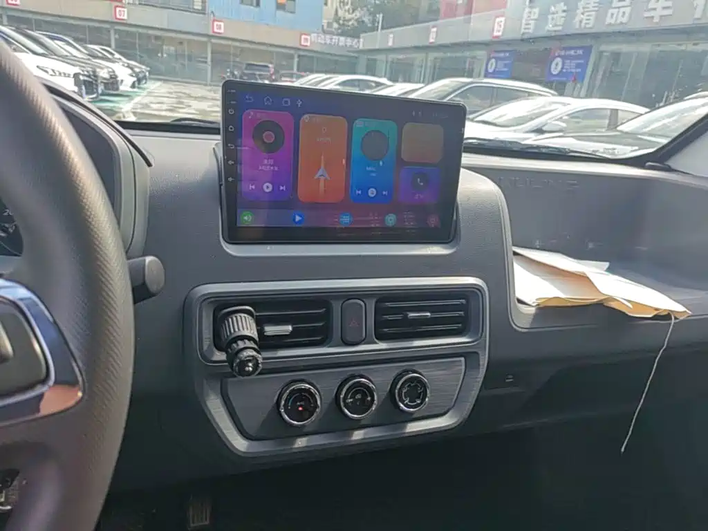 Wuling Motors Wuling Yangguang 2025 2025 400km Bus Comfort Edition