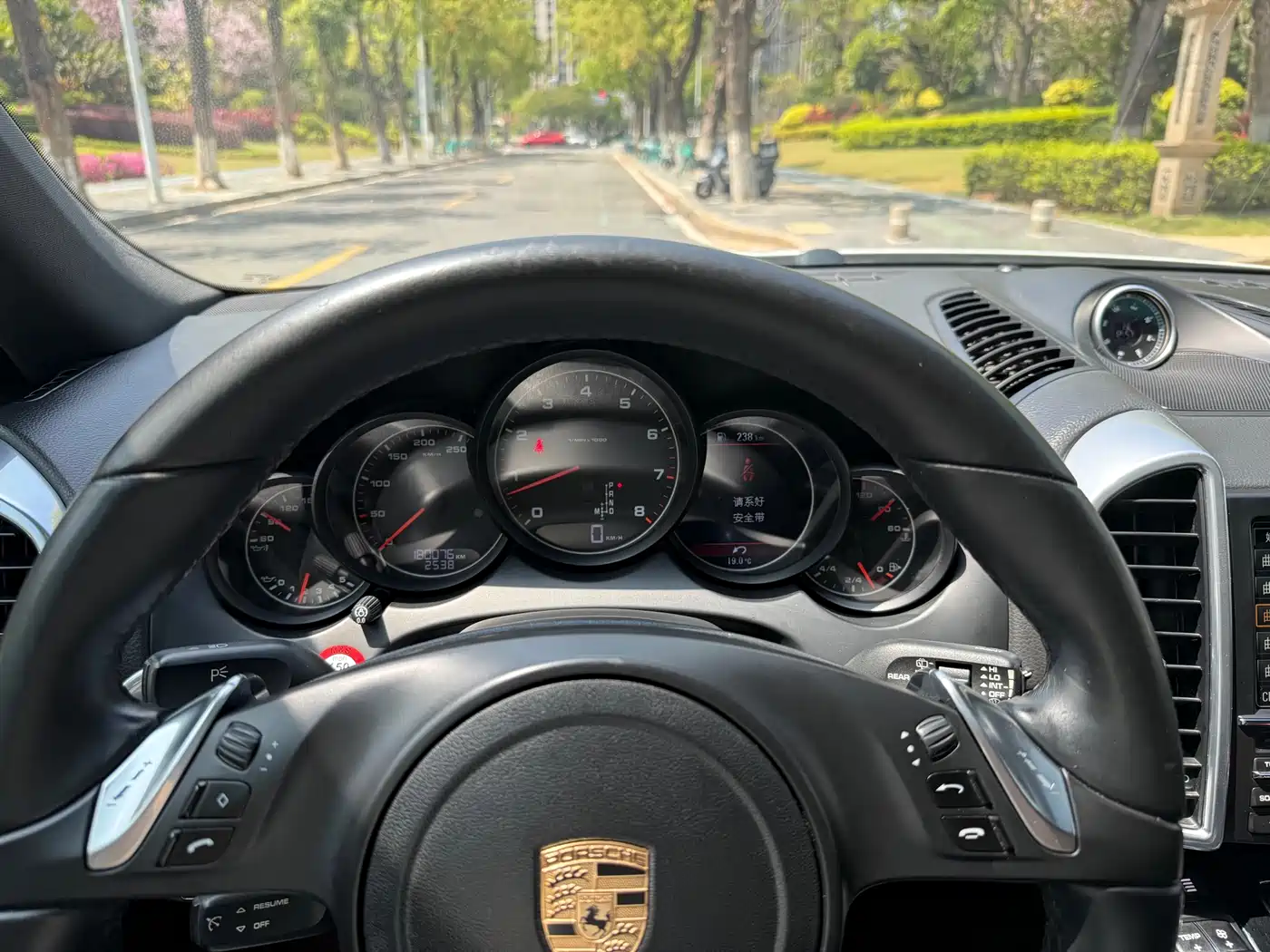 Porsche Cayenne 2014 Cayenne Platinum Edition 3.0T фото 10
