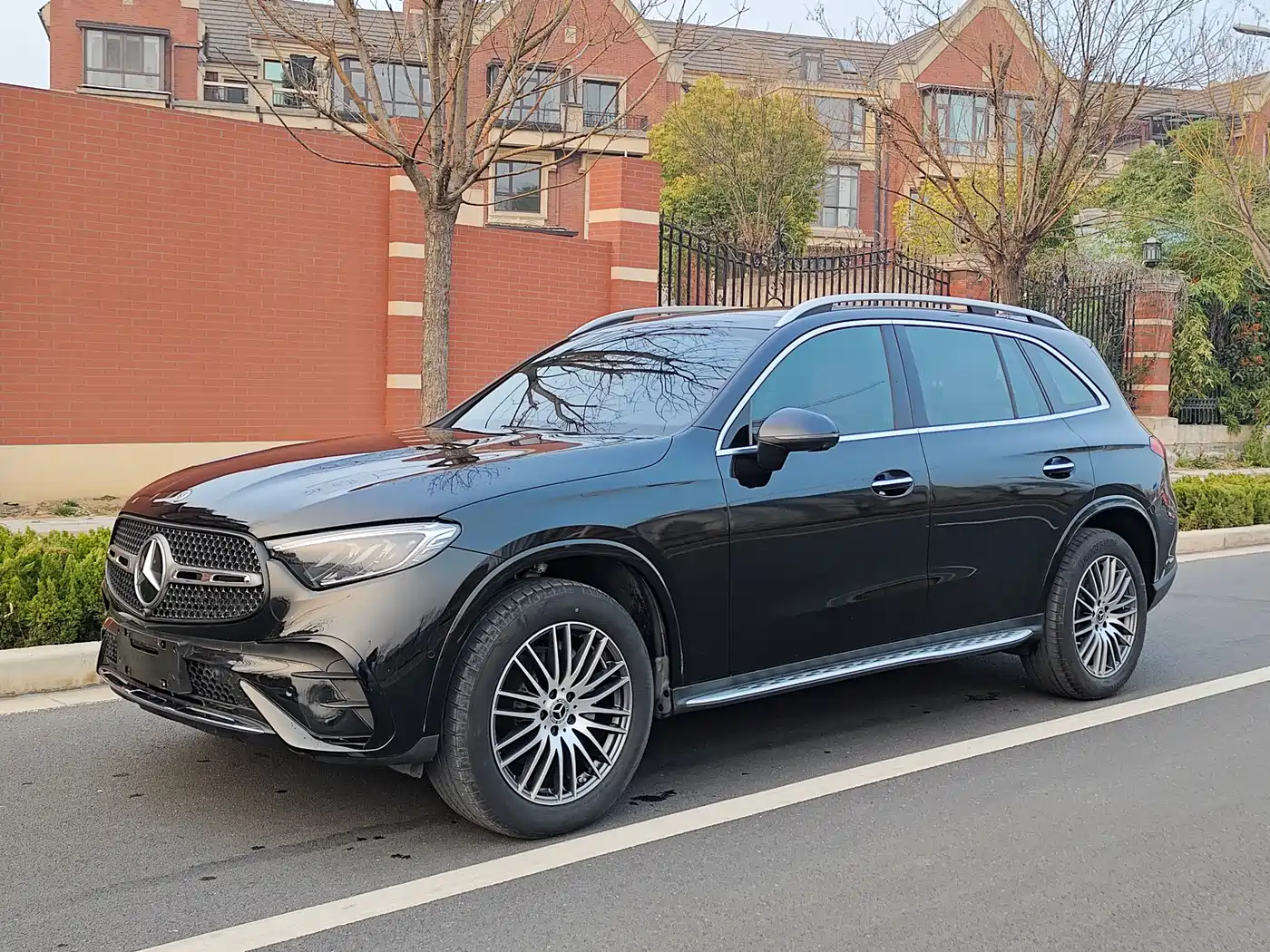 Mercedes-Benz GLC 2023 GLC 300 L 4MATIC Sport 5-Seater фото 16