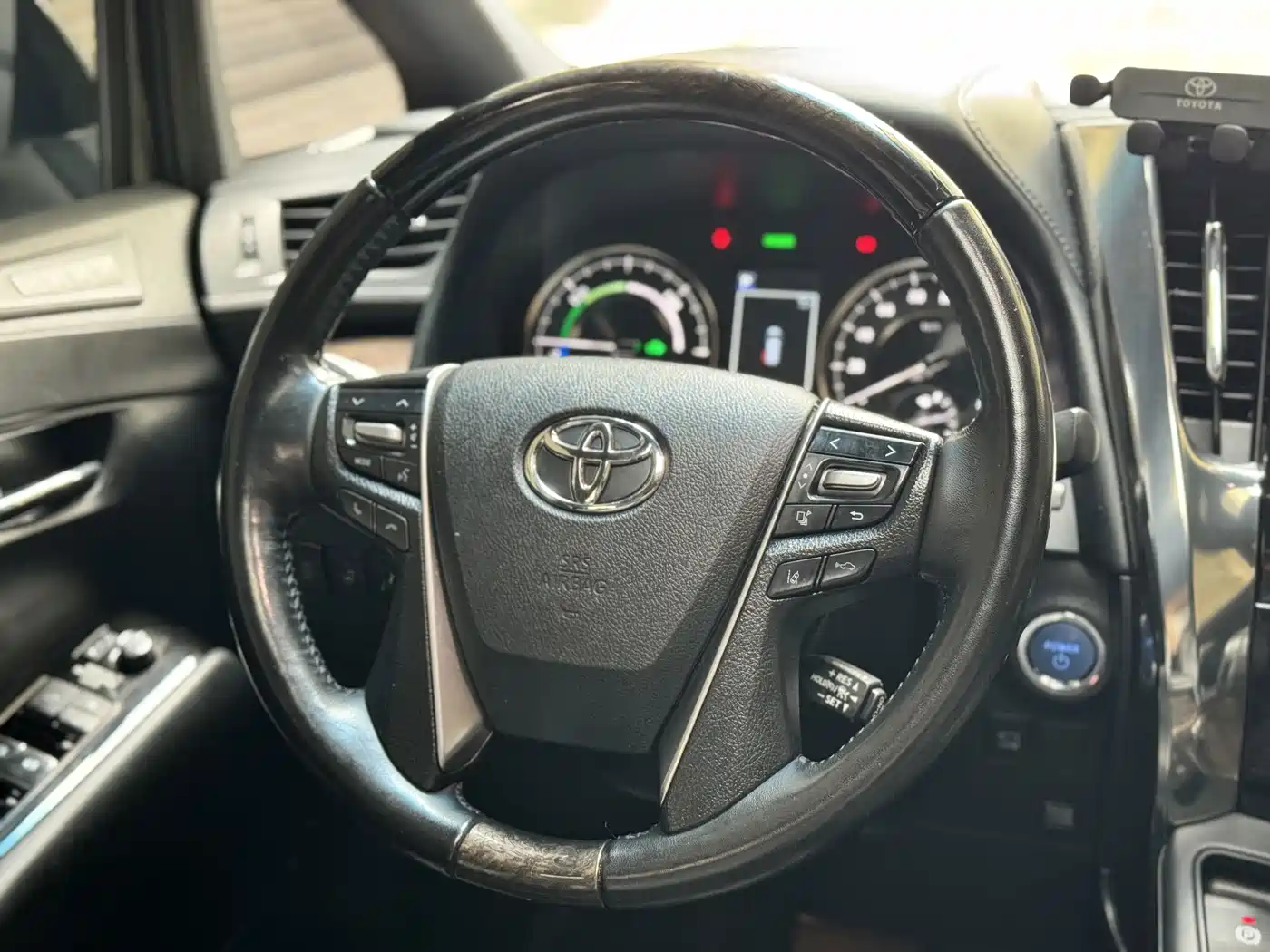 Toyota Vellfire 2020 2020 Twin Engine 2.5L HV Premium Edition