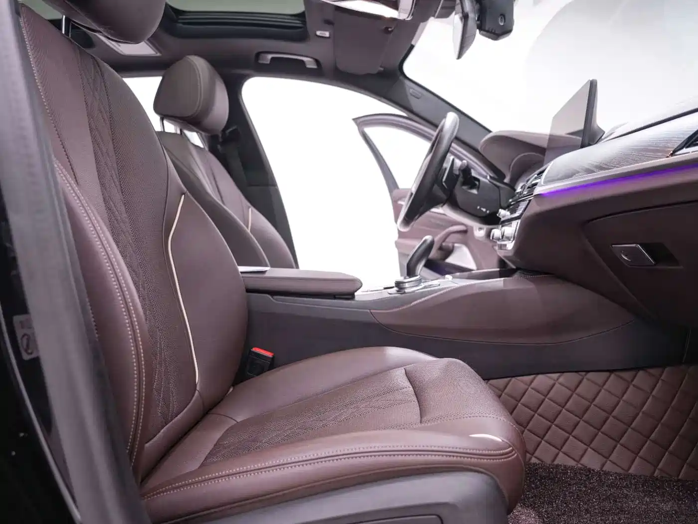 BMW 5 Series 2021 530Li Leading M Sport Package фото 24