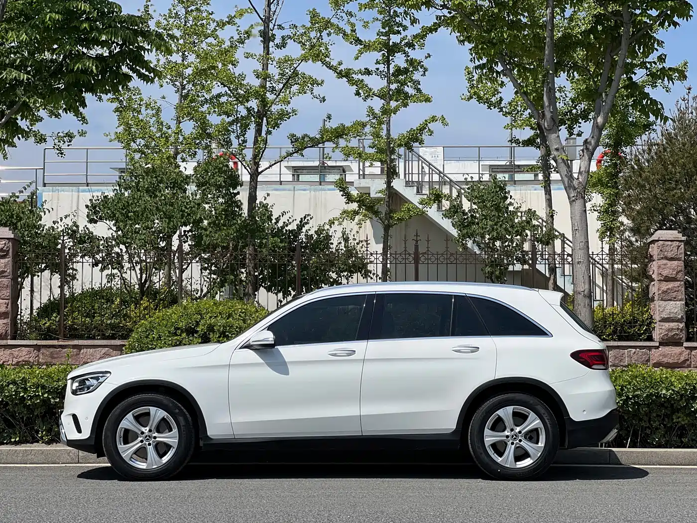 Mercedes-Benz GLC 2020 GLC 260 L 4MATIC Dynamic фото 4