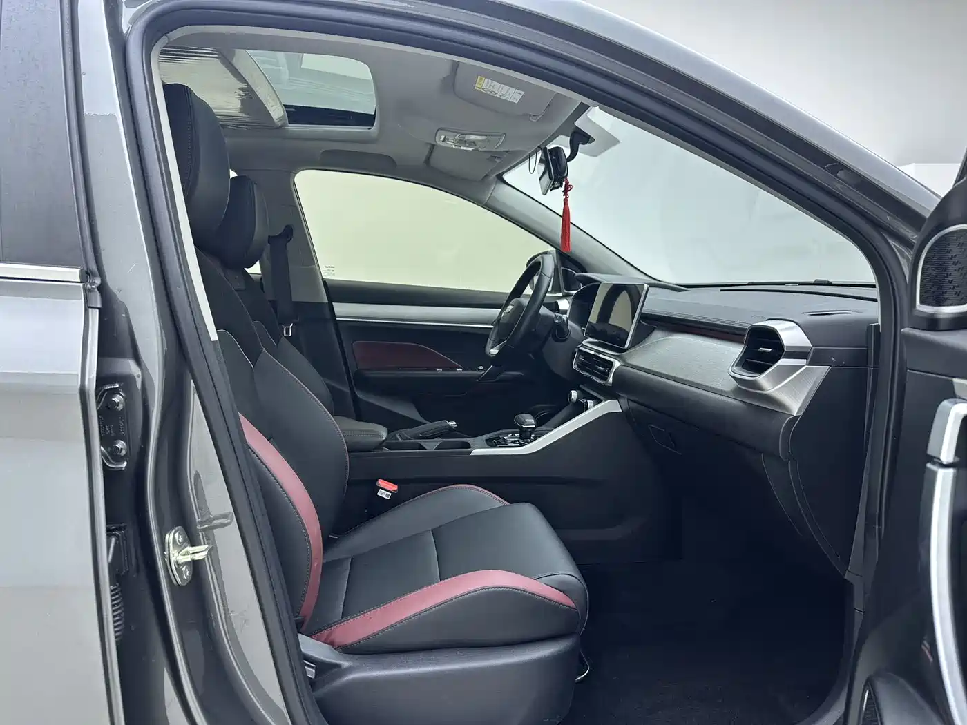 GEELY AUTOMOBILE BINYUE