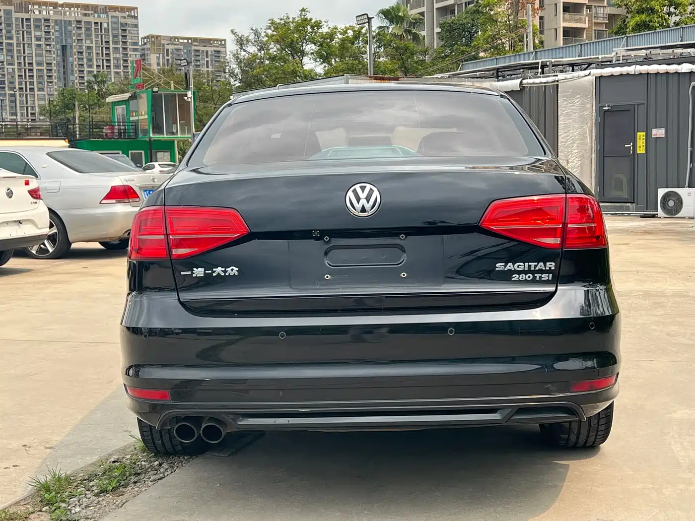 Volkswagen Sagitar 2018 280TSI DSG Spark Edition фото 9