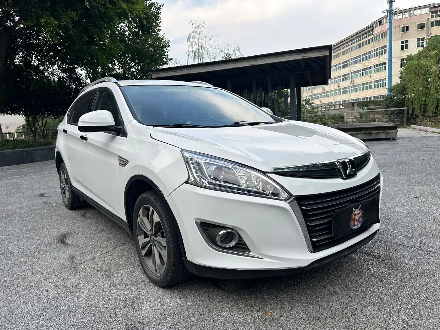 Luxgen U6 SUV 2015 2015 1.8T Fashion Edition