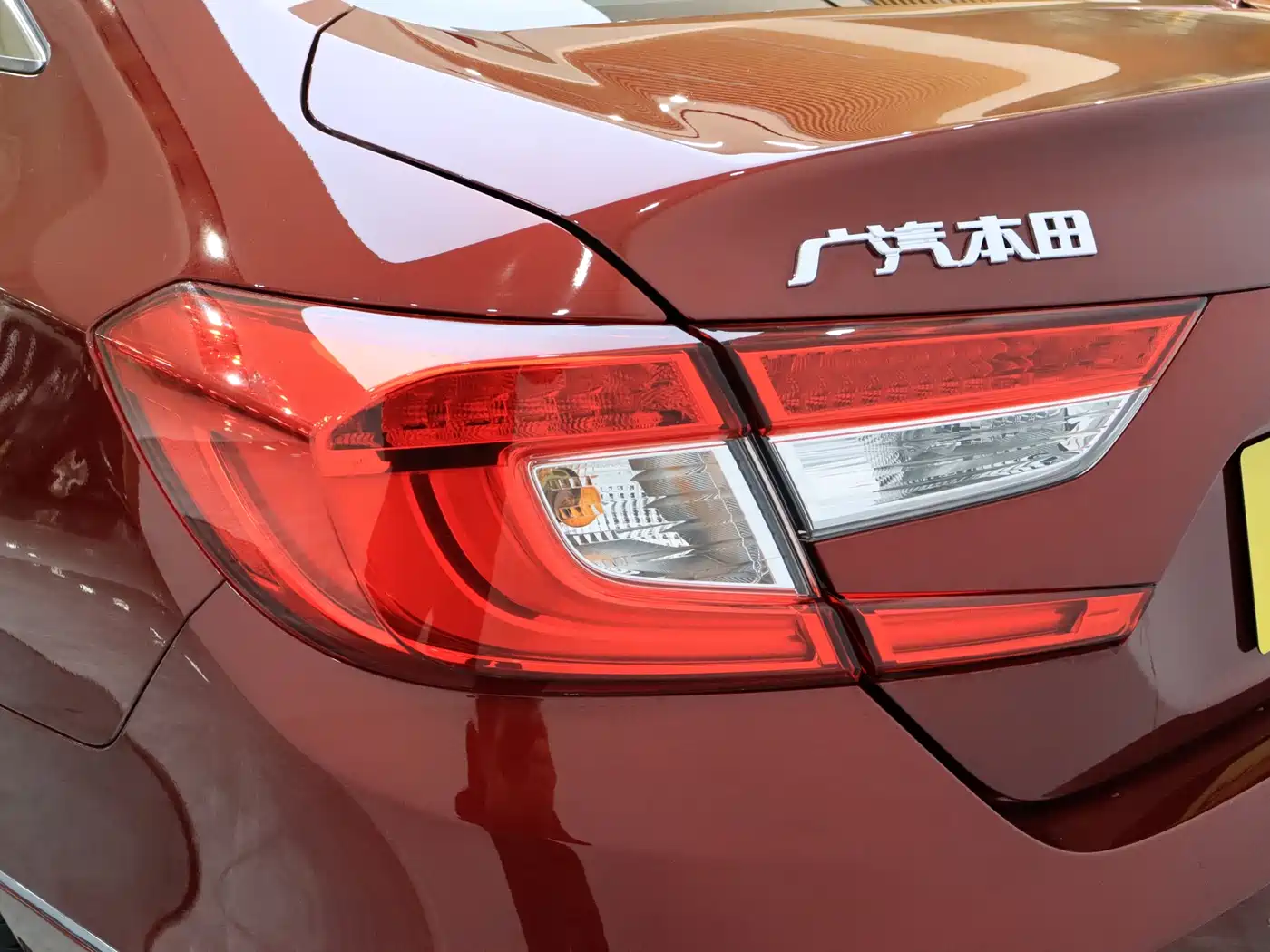 Фото 5 - Honda Accord