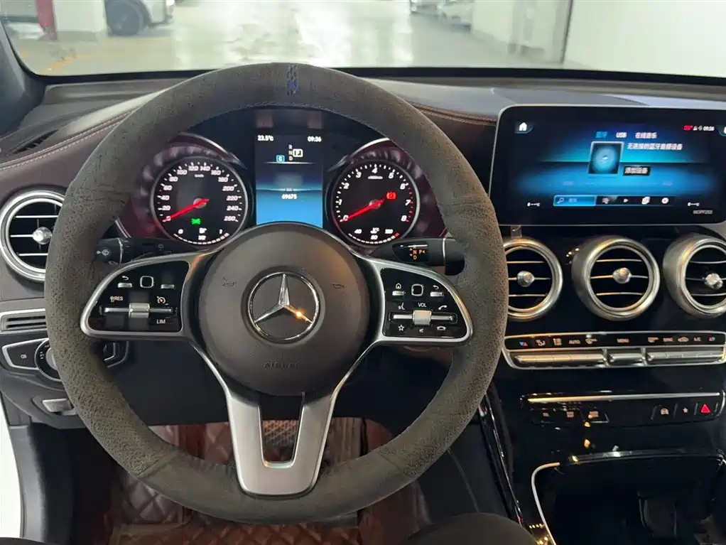 Mercedes-Benz GLC 2020 GLC 260 L 4MATIC Dynamic фото 5