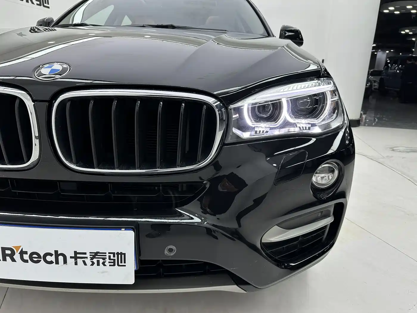 BMW X6 2017 xDrive28i фото 37