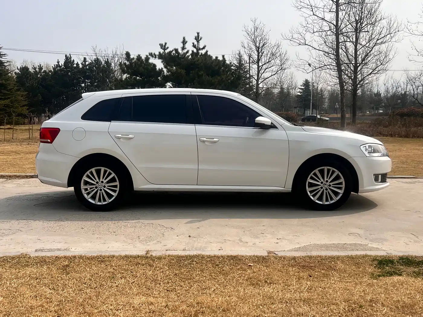 Volkswagen Lavida Tour 2013 1.4TSI Automatic Comfort фото 13