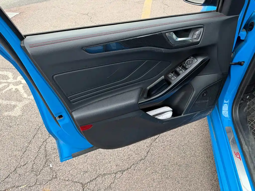 Ford Focus 2022 2022 Sedan EcoBoost 180 Automatic ST Line