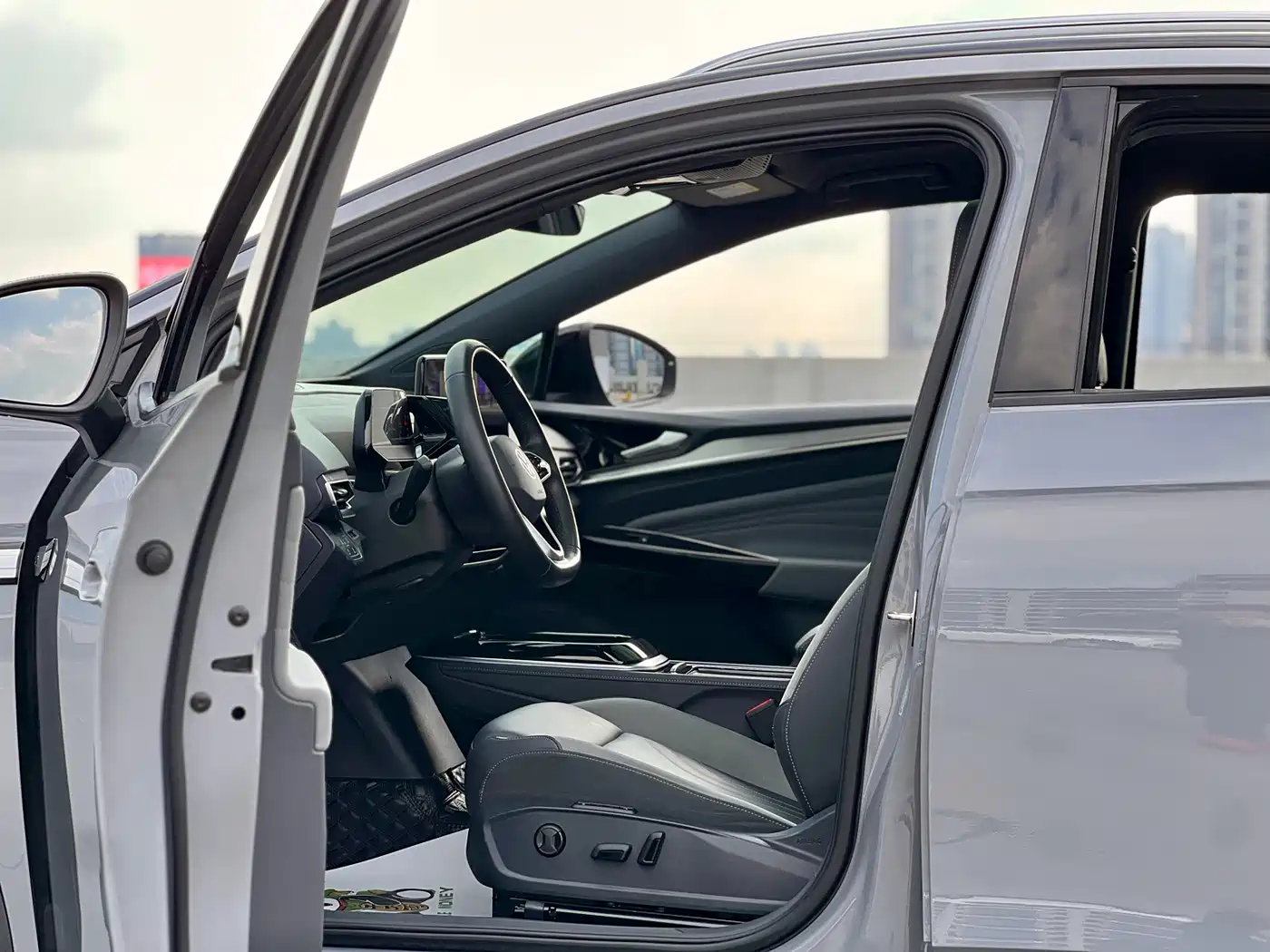 VOLKSWAGEN ID.4 CROZZ